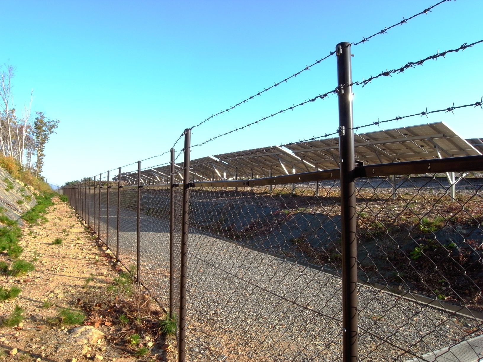 【画像】Ｋ〇電鉄メガソーラー岬